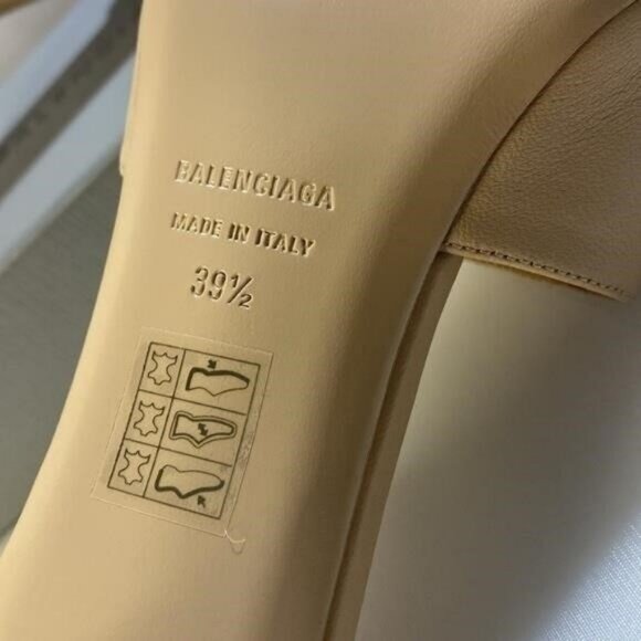 New Authentic- BALENCIAGA Groupie BB Logo Slide Sandal - Seashell/ Gold Size395 - Picture 14 of 14
